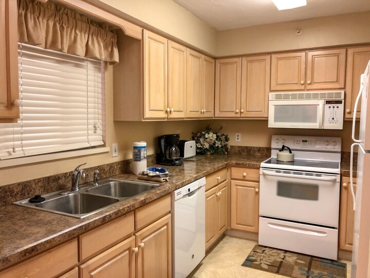 The Ultimate 2 Bedroom Condo on Santa Maria Harbor Resort, Florida Condo 5934