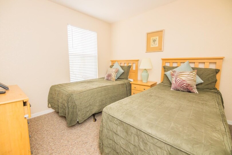 5 Star Townhouse in one of the most Prestigious Areas in Regal Palms Resort, Florida Townhouse 4070