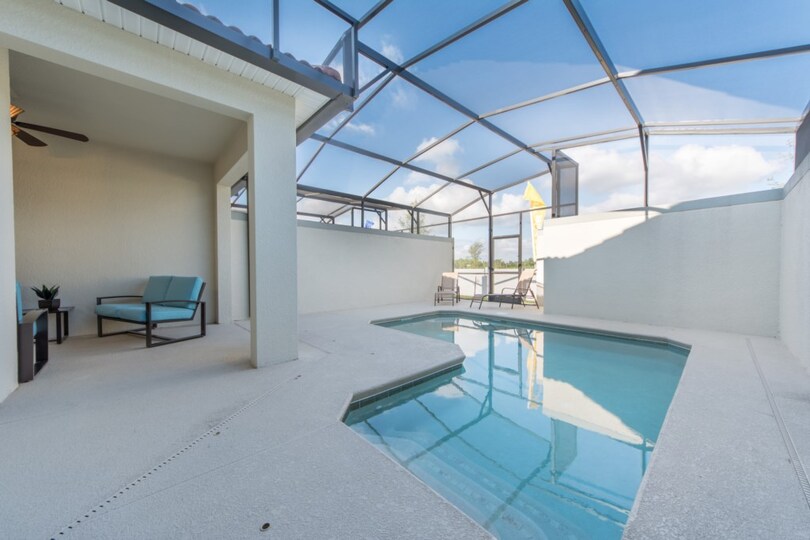 Exclusive Townhouse in One of most Prestigious Resorts, Storey Lake Resort, Florida Townhouse 4086