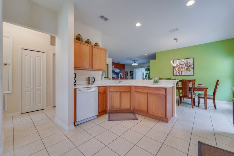 Luxury Contemporary Style Villa on The Abbey at West Haven, Florida Villa 6069
