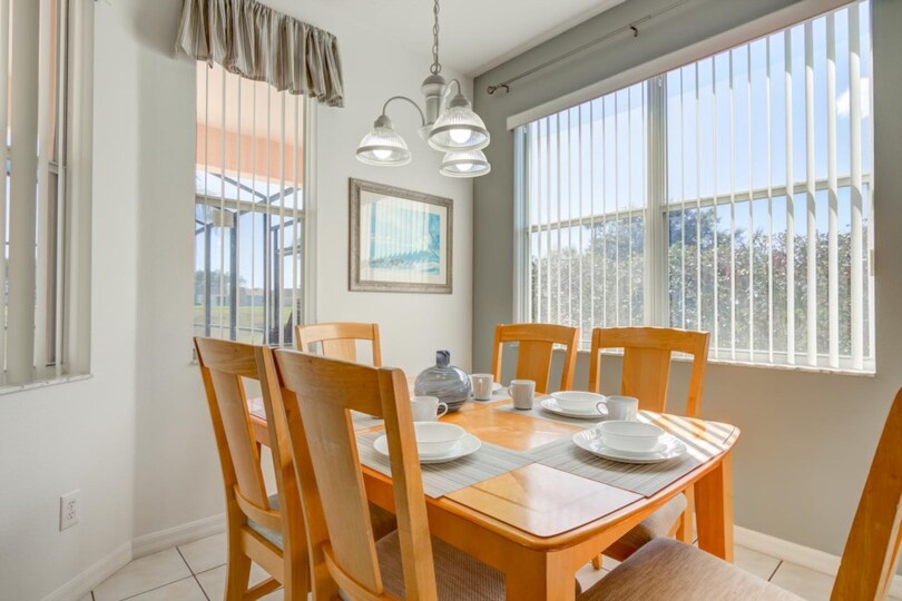 5 Star in one of the most Prestigious Areas in Calabay Parc at Tower Lake, Florida Villa 6117