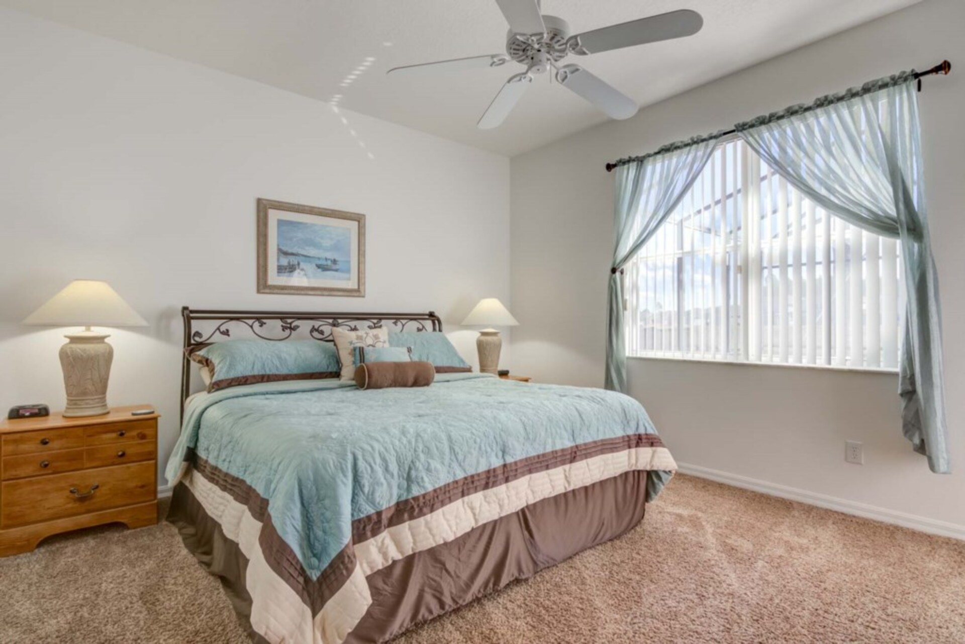 5 Star in one of the most Prestigious Areas in Calabay Parc at Tower Lake, Florida Villa 6117