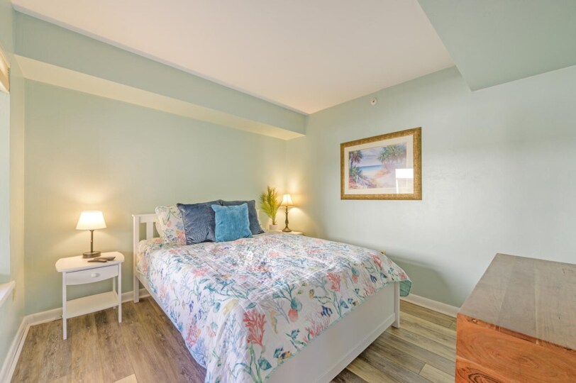 Exclusive Condo in One of most Prestigious Resorts, Santa Maria Harbor Resort, Florida Condo 5942