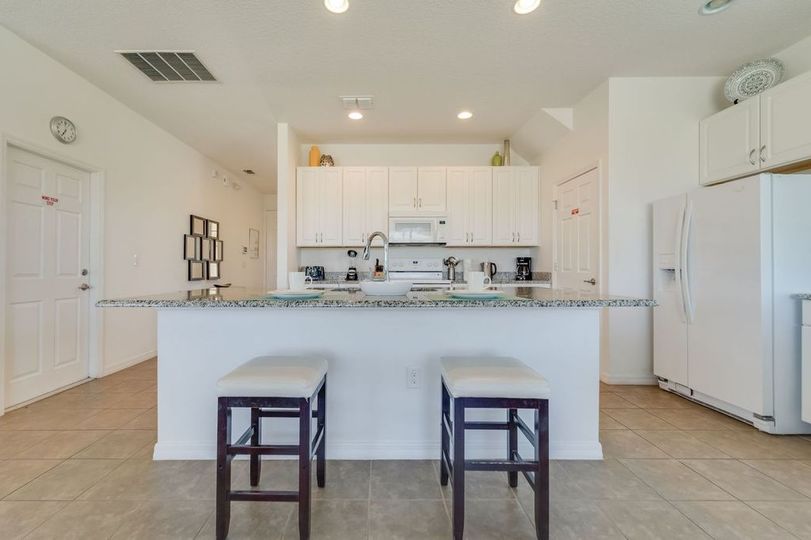 Luxury Villa with Fantastic Private Pool on Providence Resort, Florida Villa 6169