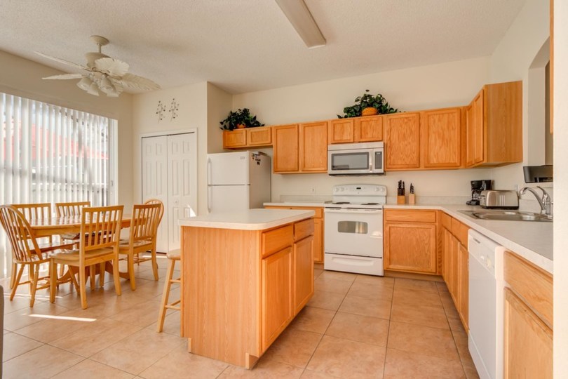 5 Star Villa in one of the most Prestigious Areas, Southern Dunes Golf Club, Florida Villa 6206