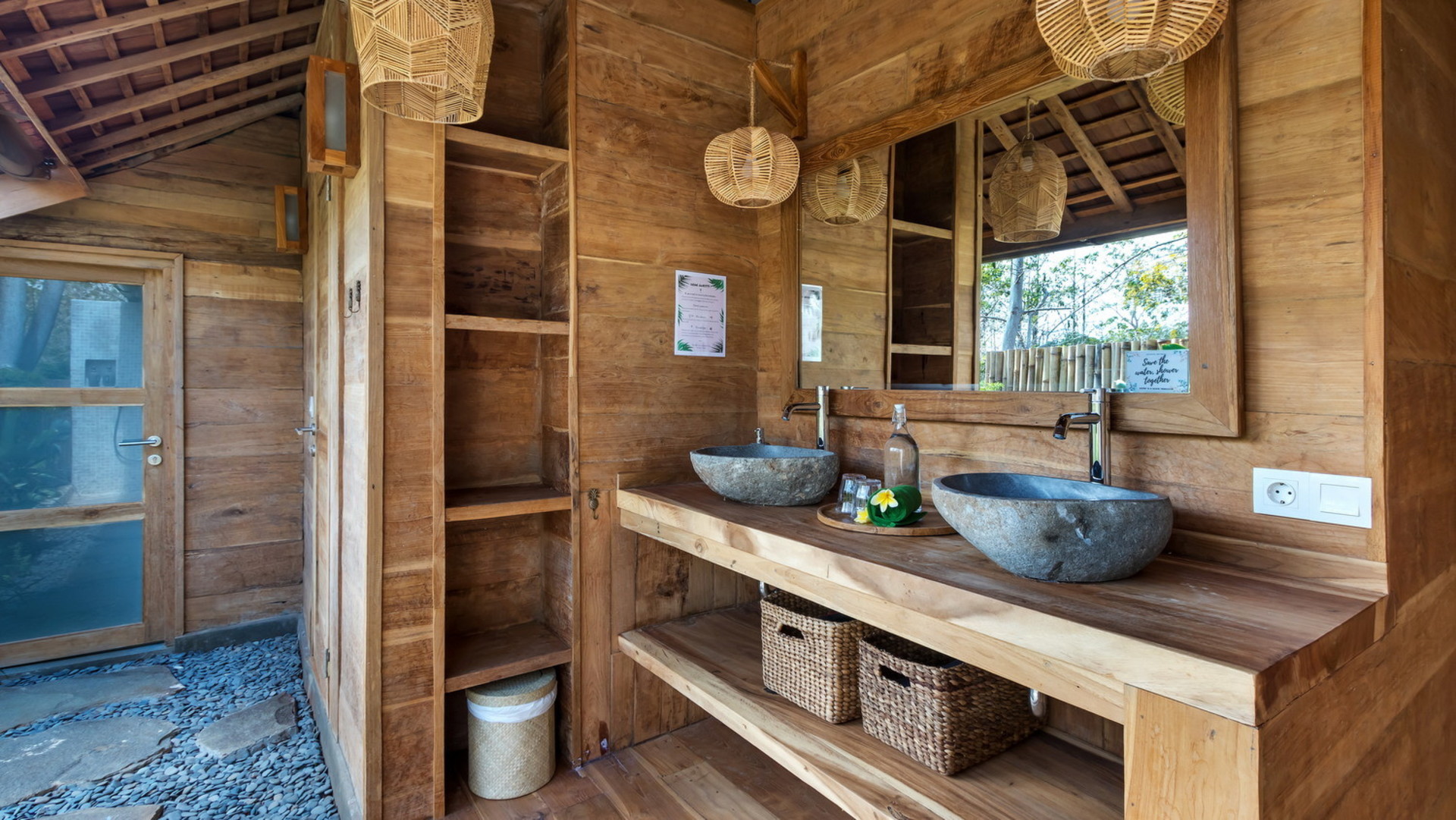 At Last, Rent Your Own 5 Star Private Villa in Kabupaten Badung at an Affordable Rate, Bali Villa 2133