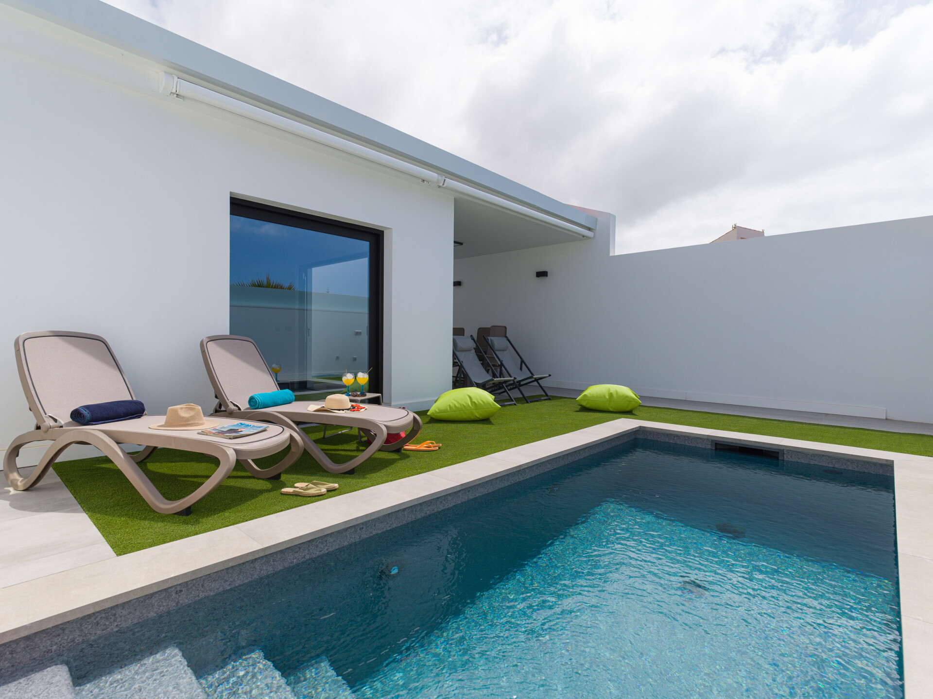 A Modern Maspalomas Escape 1000