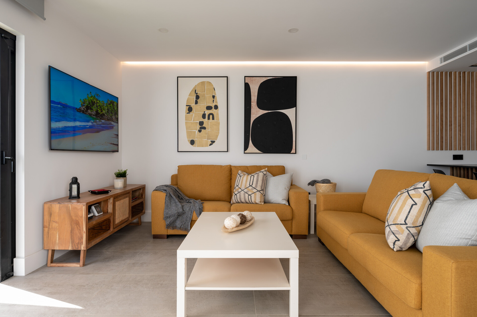 A Modern Maspalomas Escape 1000