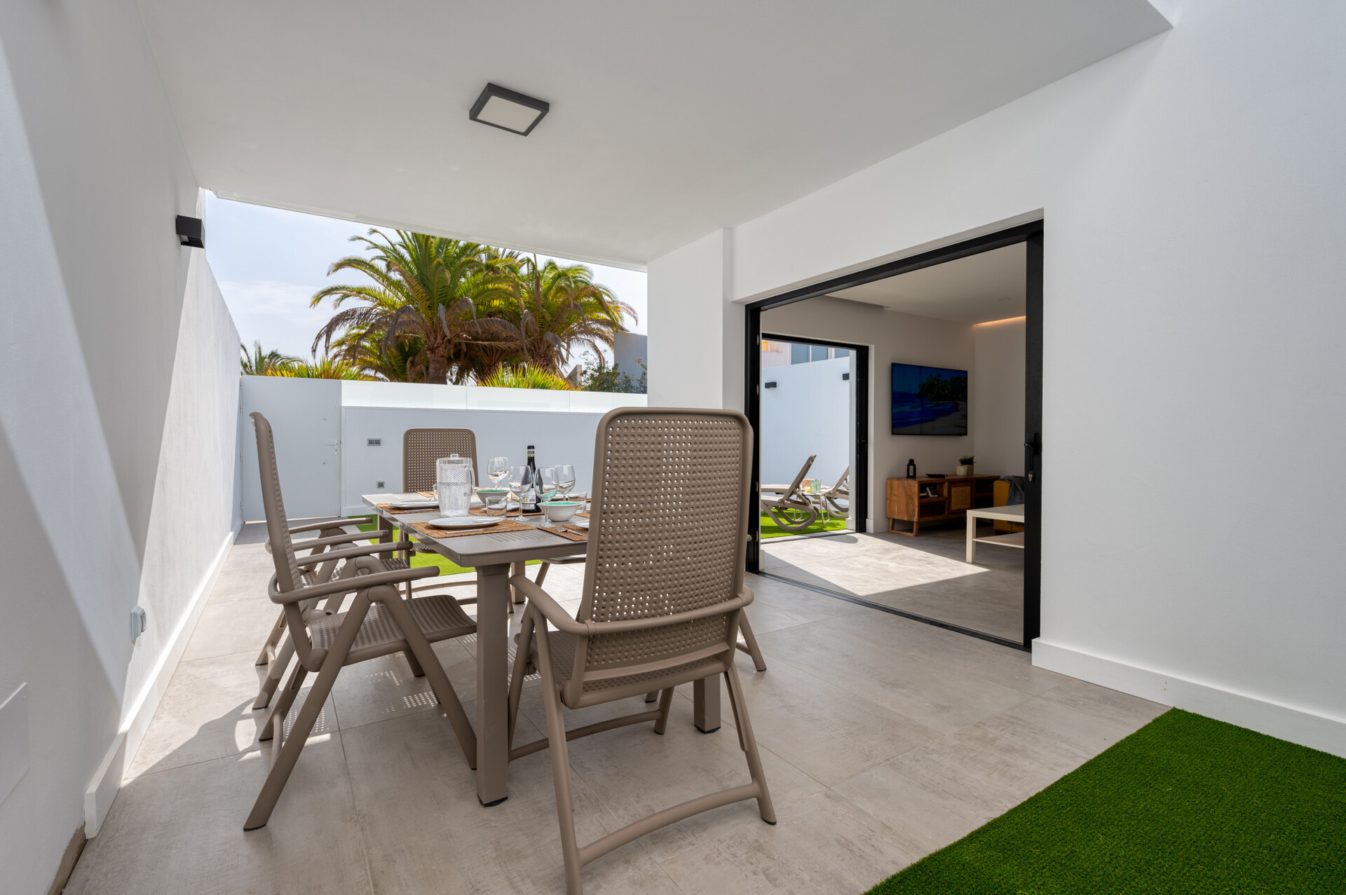 A Modern Maspalomas Escape 1000