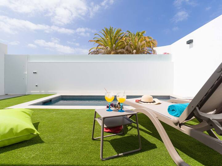A Modern Maspalomas Escape 1000