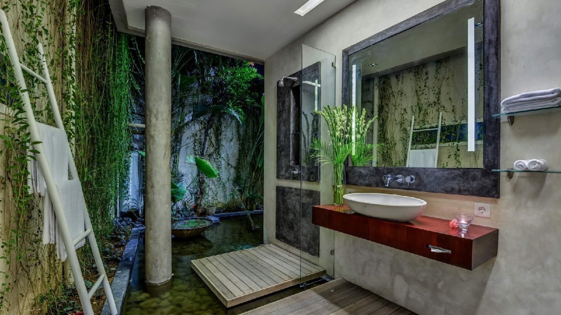 Beautiful Villa with Private Pool & Sunny Environment, Bali Villa 2138