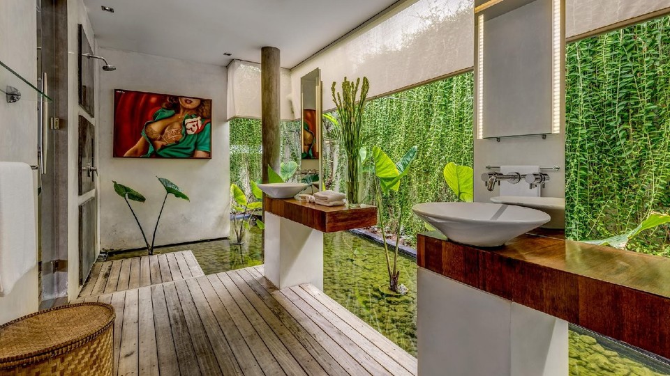 Beautiful Villa with Private Pool & Sunny Environment, Bali Villa 2138