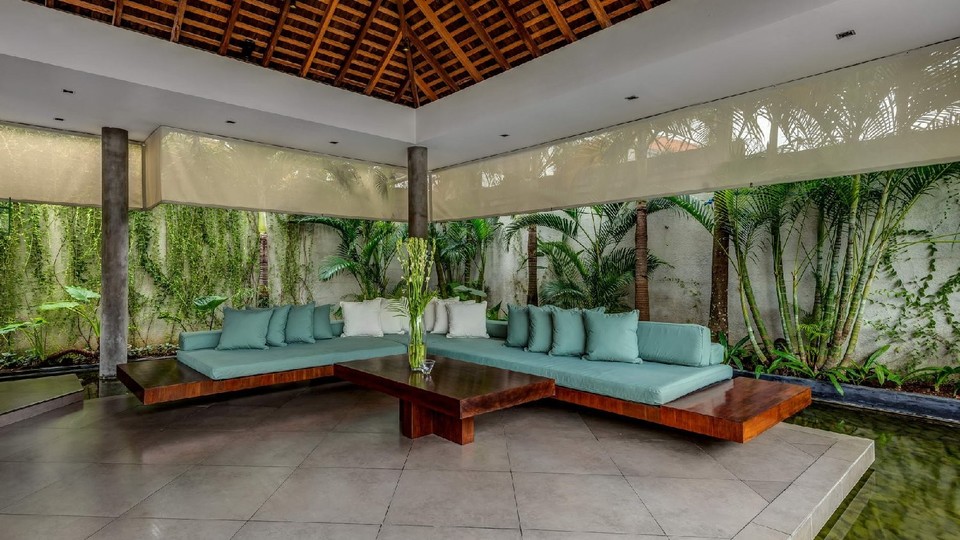 Beautiful Villa with Private Pool & Sunny Environment, Bali Villa 2138