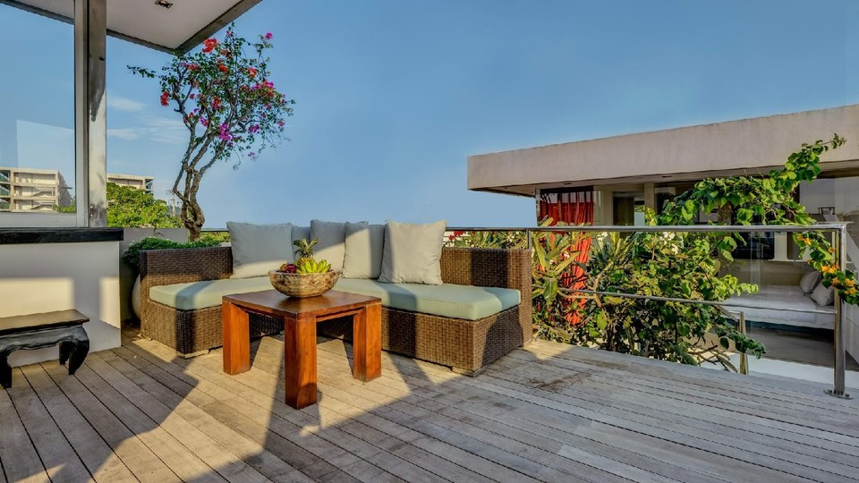 Beautiful Villa with Private Pool & Sunny Environment, Bali Villa 2138
