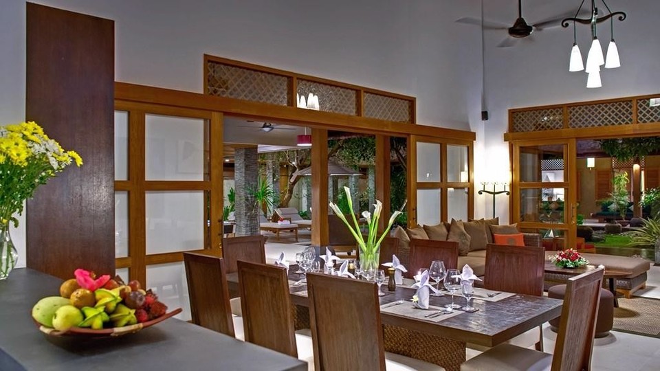Peaceful Villa with Glistering Swimming Pool, Bali Villa 2139