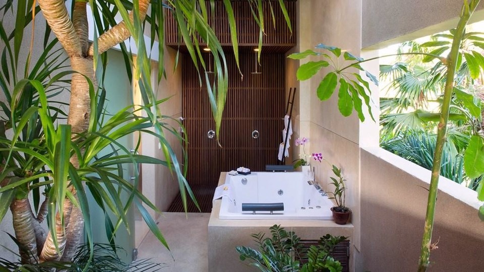 Peaceful Villa with Glistering Swimming Pool, Bali Villa 2139