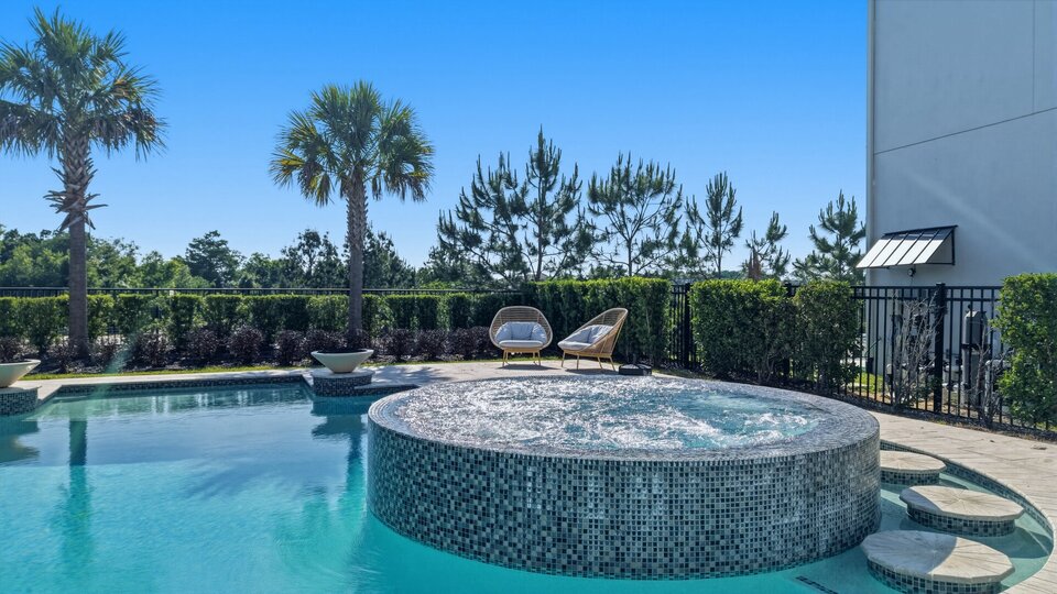 Rent this Luxury 5 Star Mansion on The Bear's Den Resort, Orlando Mansion 6125