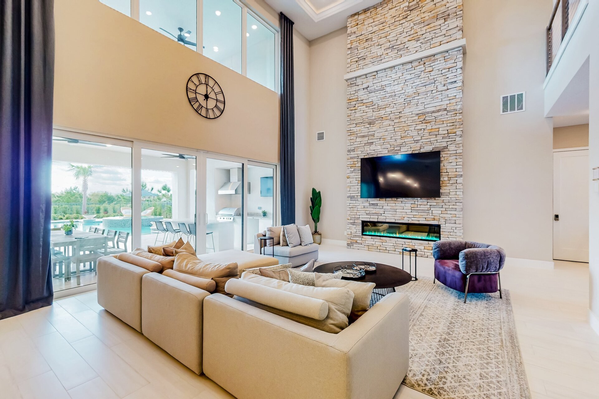 Rent this Luxury 5 Star Mansion on The Bear's Den Resort, Orlando Mansion 6125