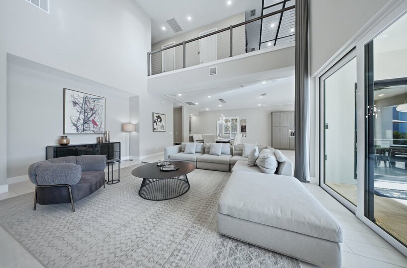 Rent this Luxury 5 Star Mansion on The Bear's Den Resort, Orlando Mansion 6125