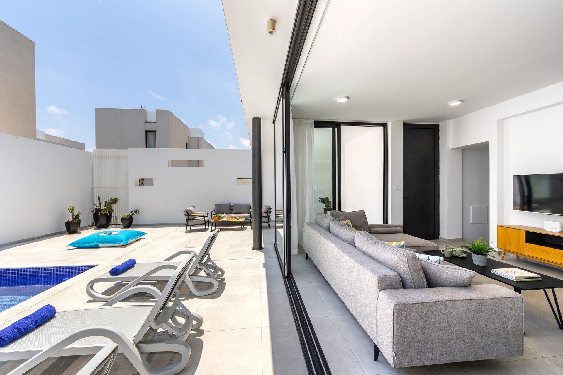 Luxury Home with Private Pool, Protaras Villa 1026