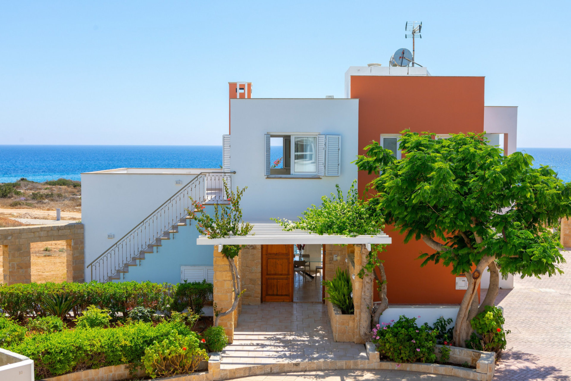 Beachfront Protaras Villa 1031