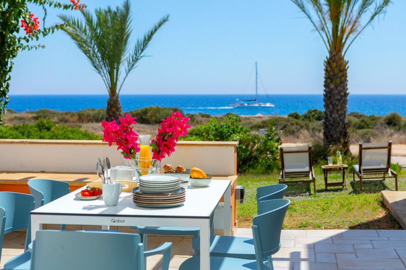 Beachfront Protaras Villa 1031