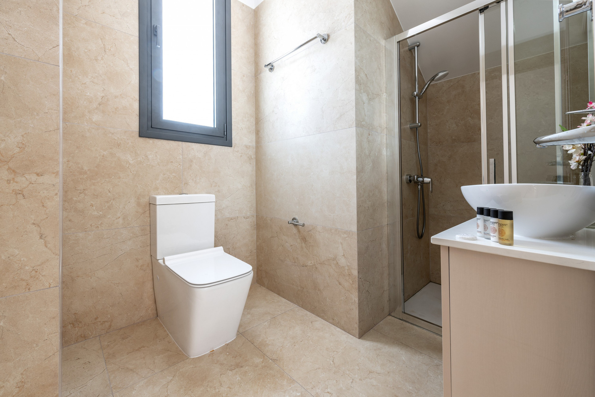 Your Beautiful Holiday Villa, Protaras Villa 1037