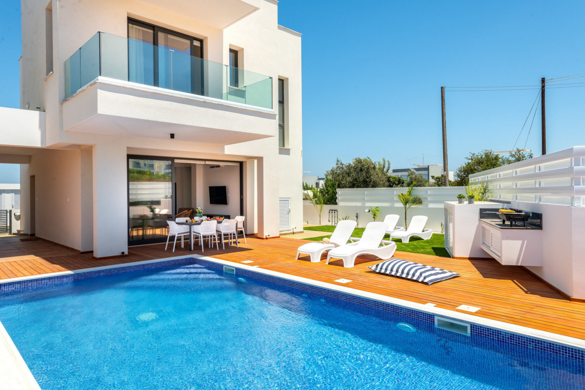 Your Beautiful Holiday Villa, Protaras Villa 1037
