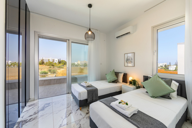 Your 5 Star Villa in Protaras, Protaras Villa 1038