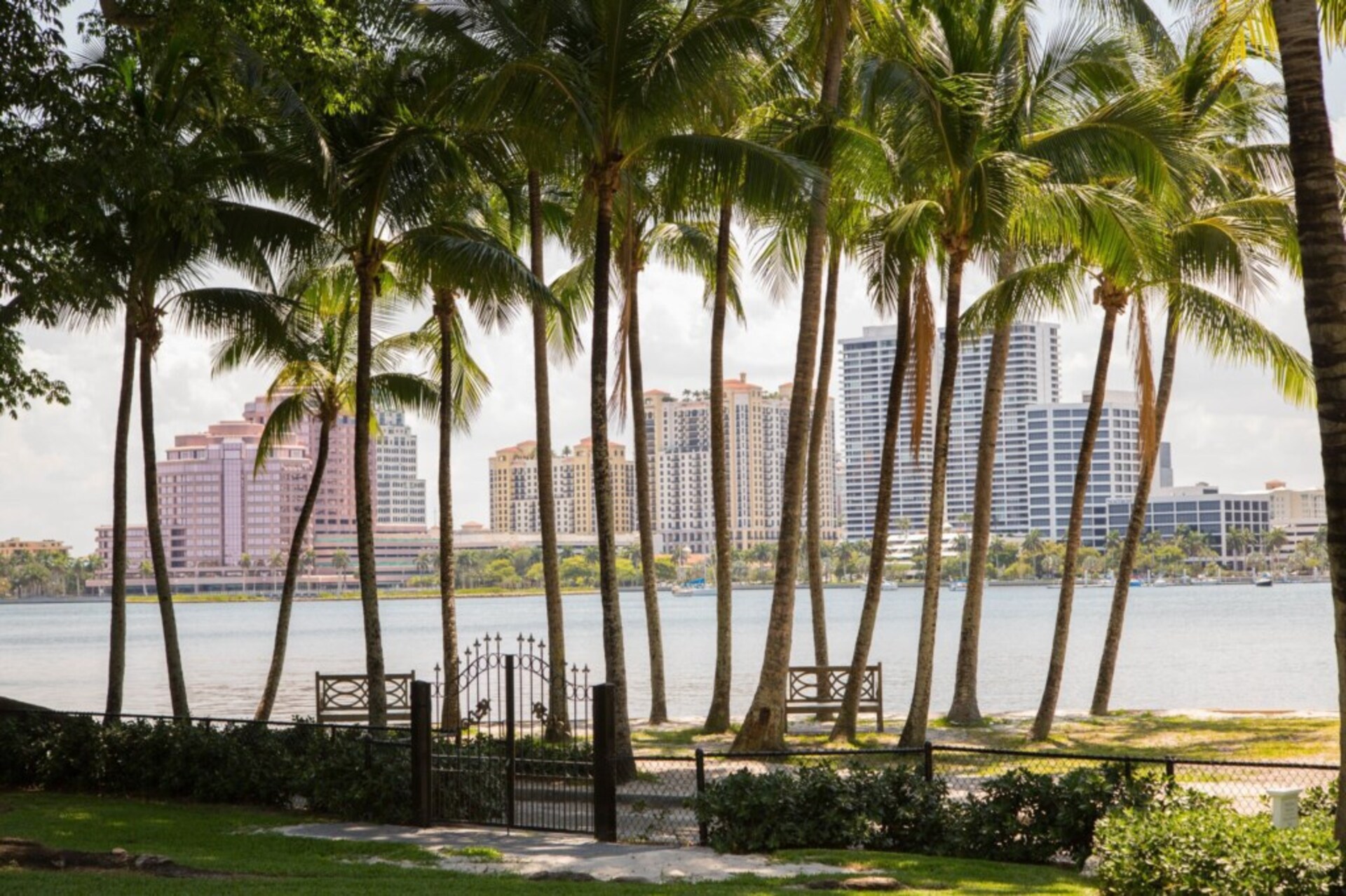 Charming Cottage Stay Near Downtown, West Palm Beach Villa 1867