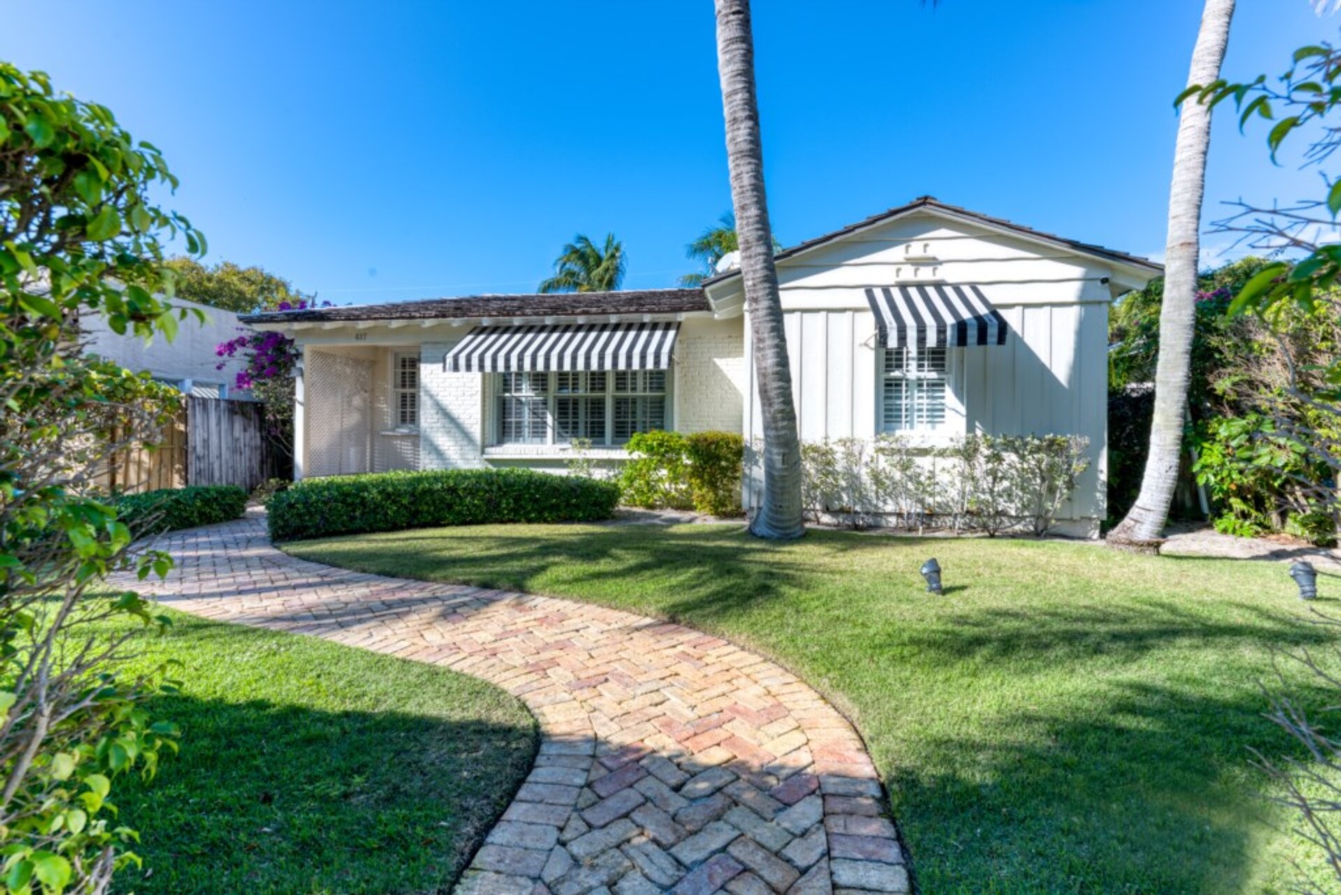 Picture Renting This Beautiful 4 Bedroom Villa in West Palm Beach, West Palm Beach Villa 1870