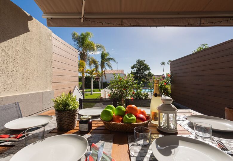 Modern Living in Pasito Blanco 1004