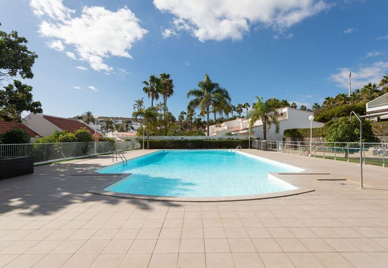 Modern Living in Pasito Blanco 1004