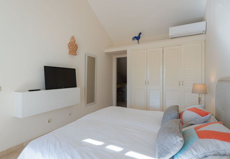 Modern Living in Pasito Blanco 1004