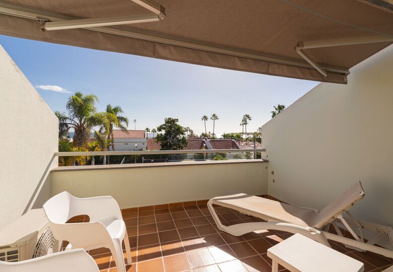 Modern Living in Pasito Blanco 1004