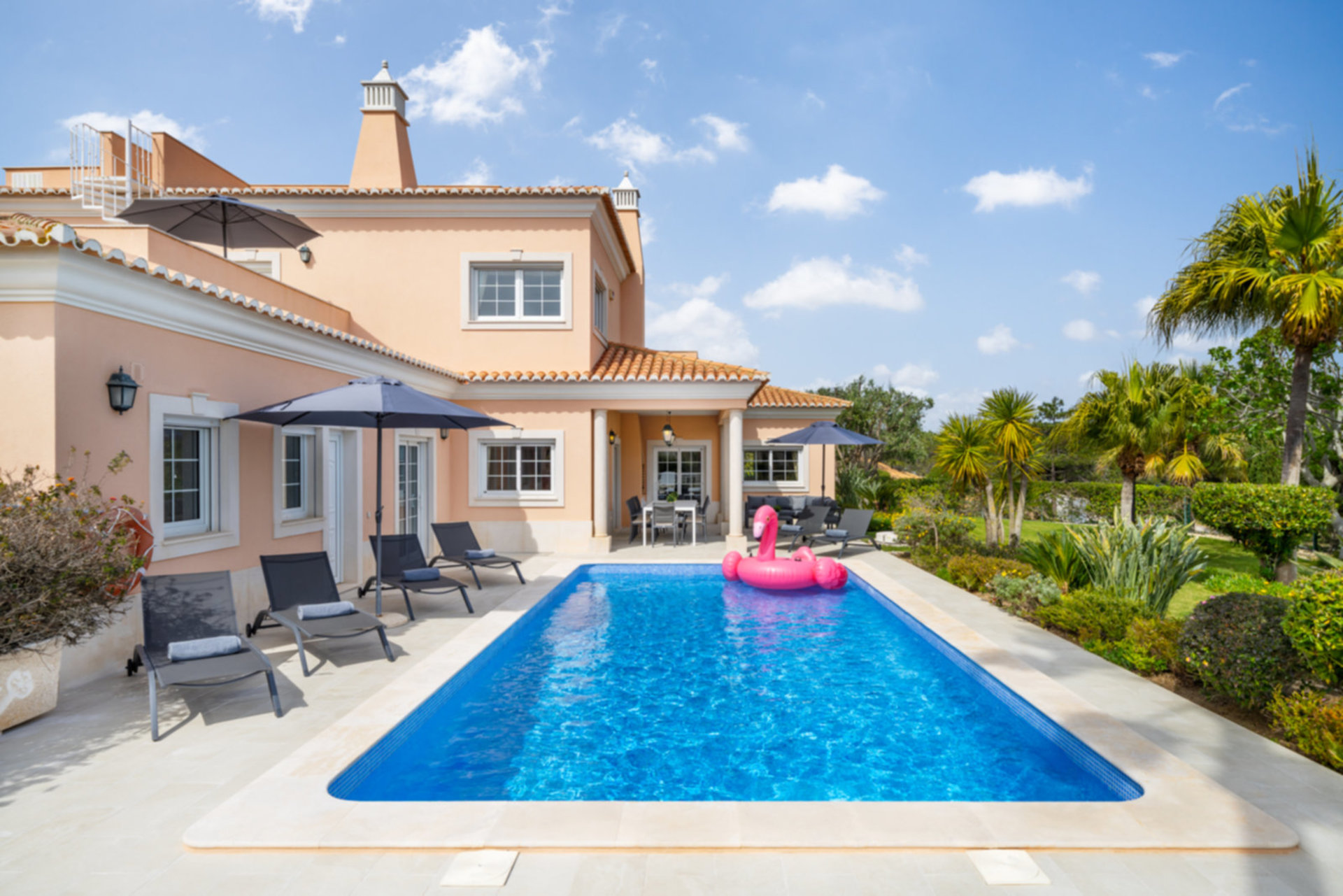 5 Star Villa Gigi – Premium Villa with Panoramic Views
