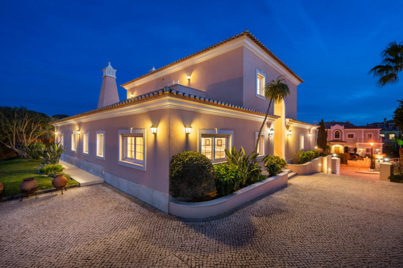 5 Star Villa Gigi – Premium Villa with Panoramic Views