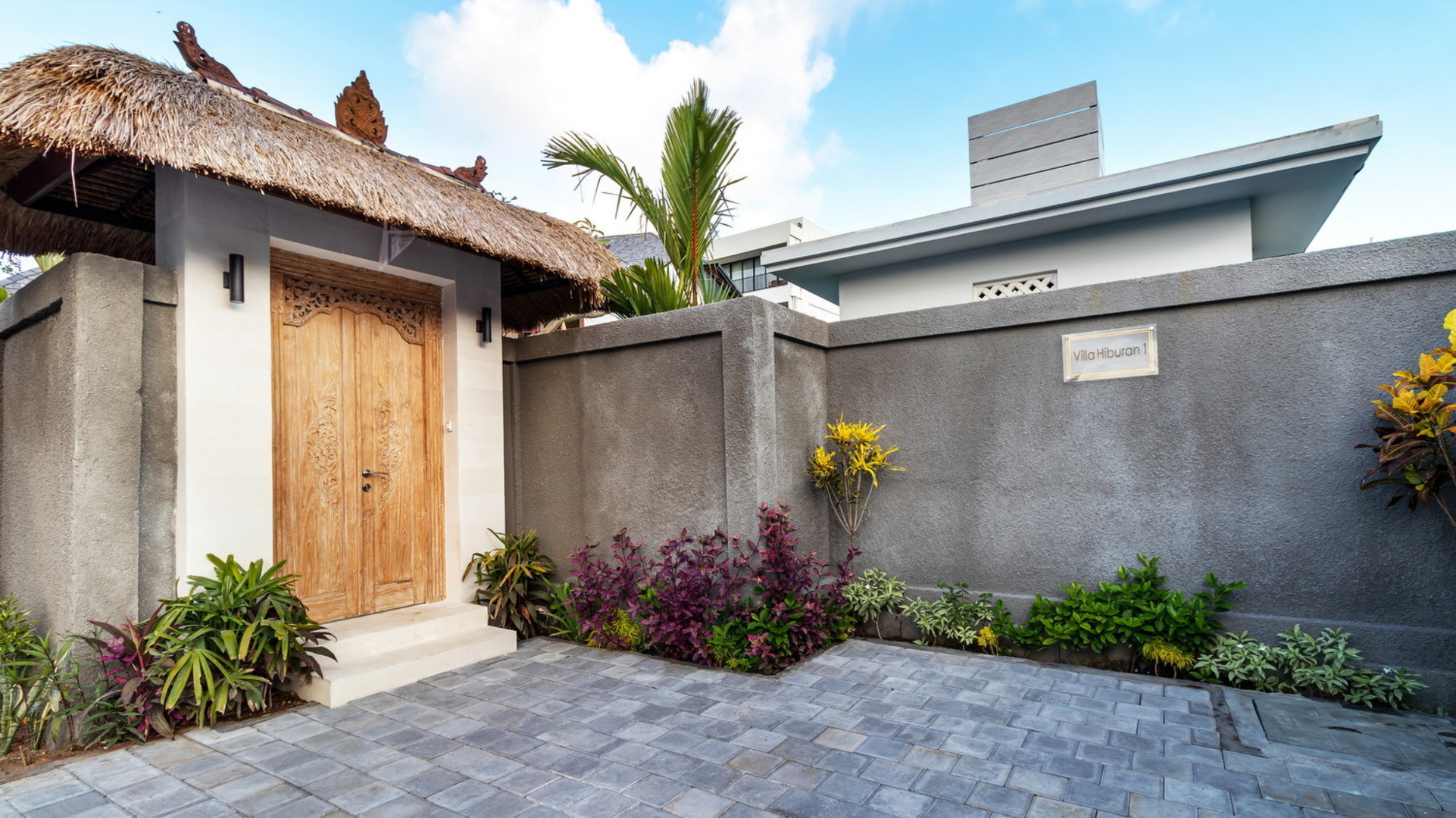 Luxurious 4BR Villa with Pool, Bali Villa 2206