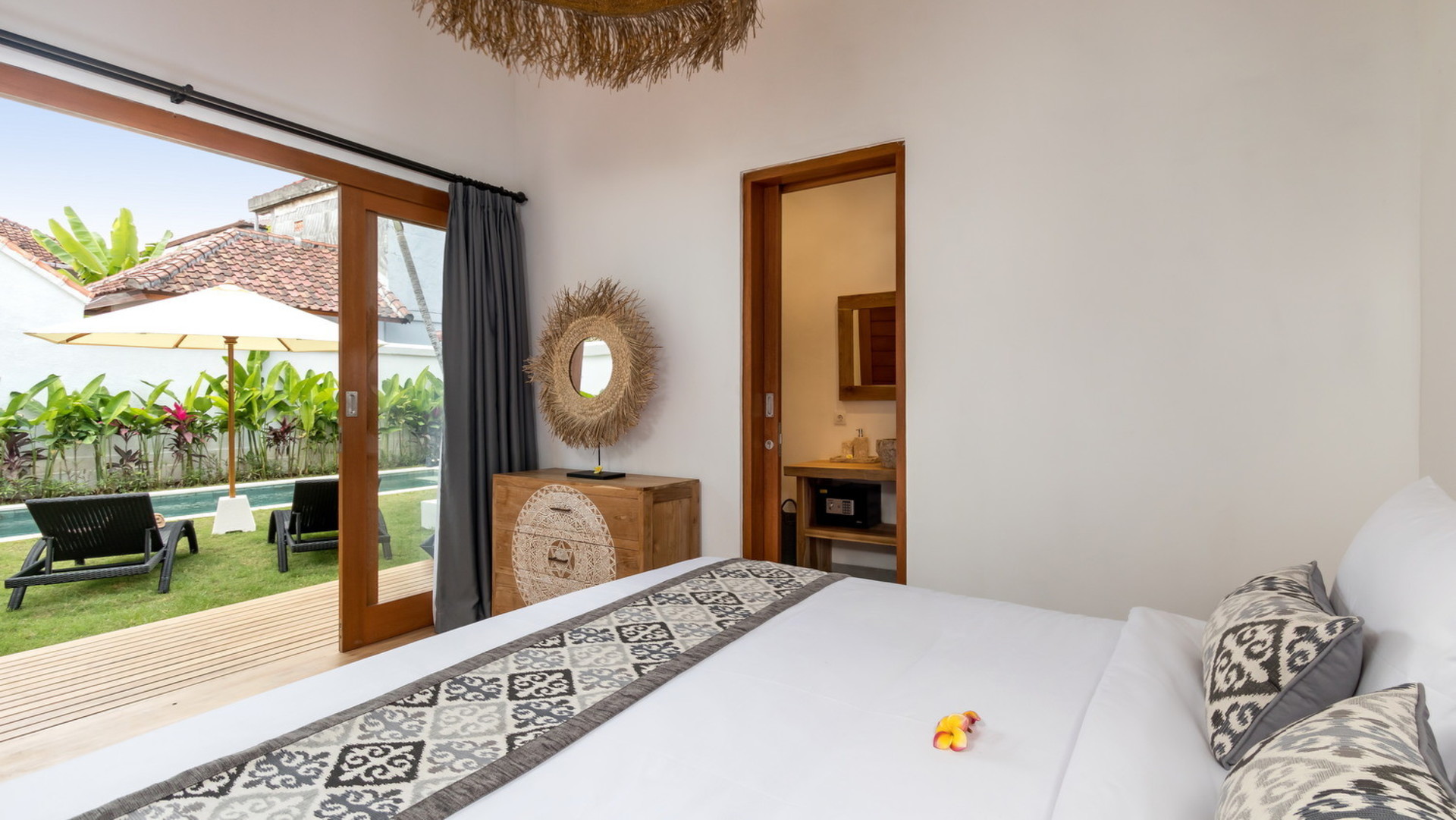 Spacious 3BR Villa W/ Garden & Pool in Bali, Bali Villa 2208