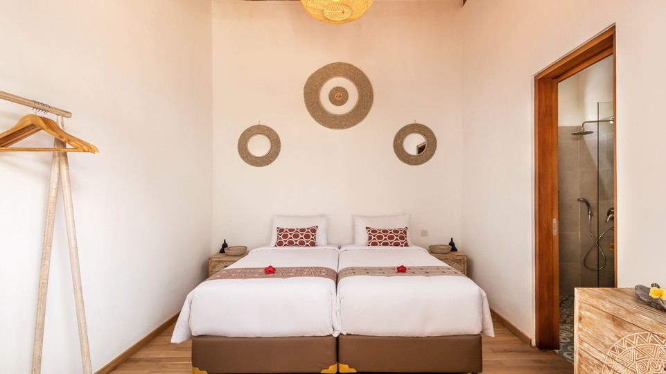 Spacious 3BR Villa W/ Garden & Pool in Bali, Bali Villa 2208