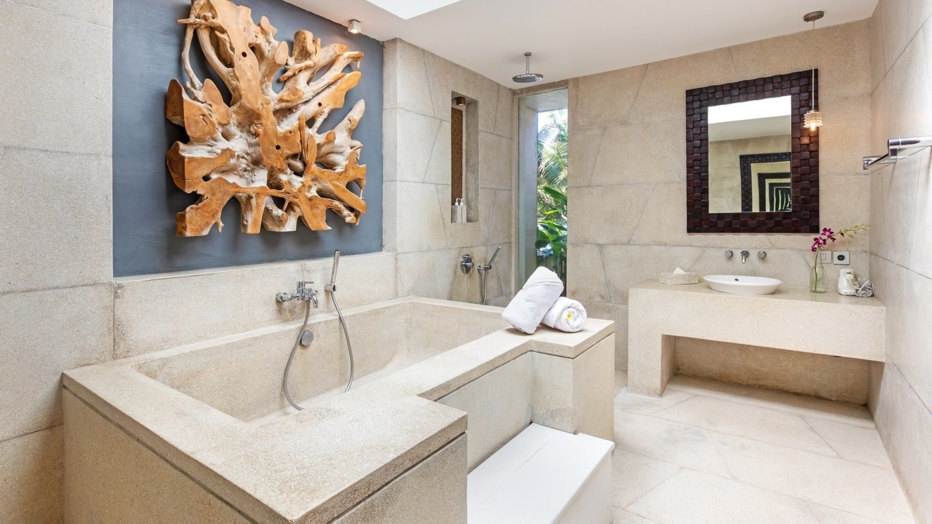 Peaceful 16BR Villa W/ Pool in Bali, Bali Villa 2209
