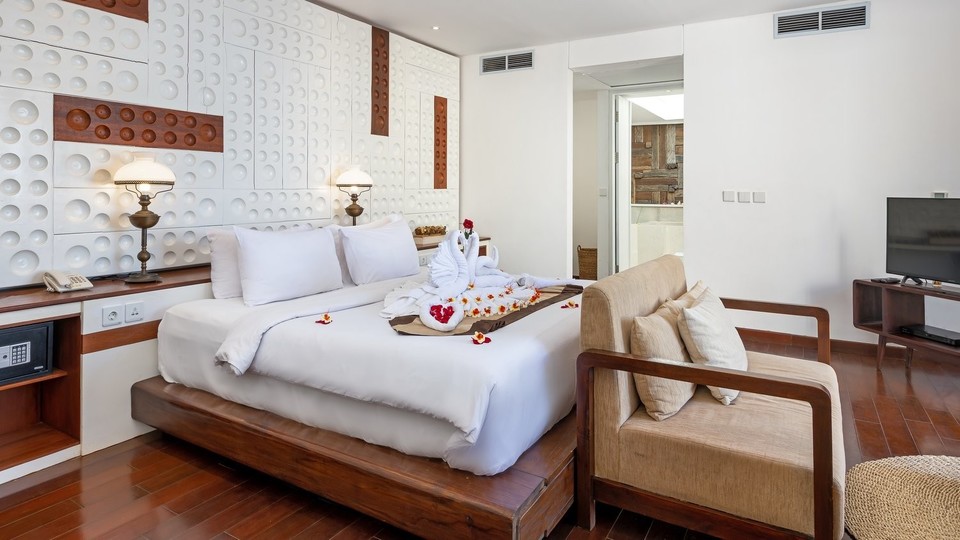 Peaceful 16BR Villa W/ Pool in Bali, Bali Villa 2209