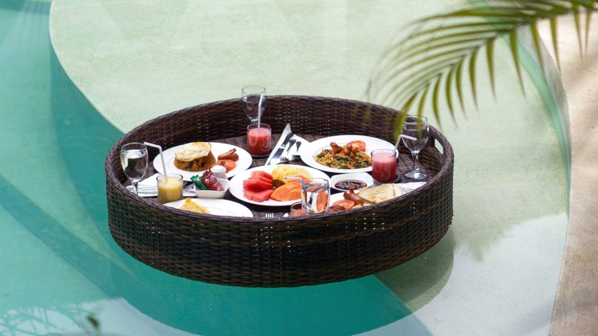 Cozy 2BR Villa W/Amazing Pool Area, Bali Villa 2216