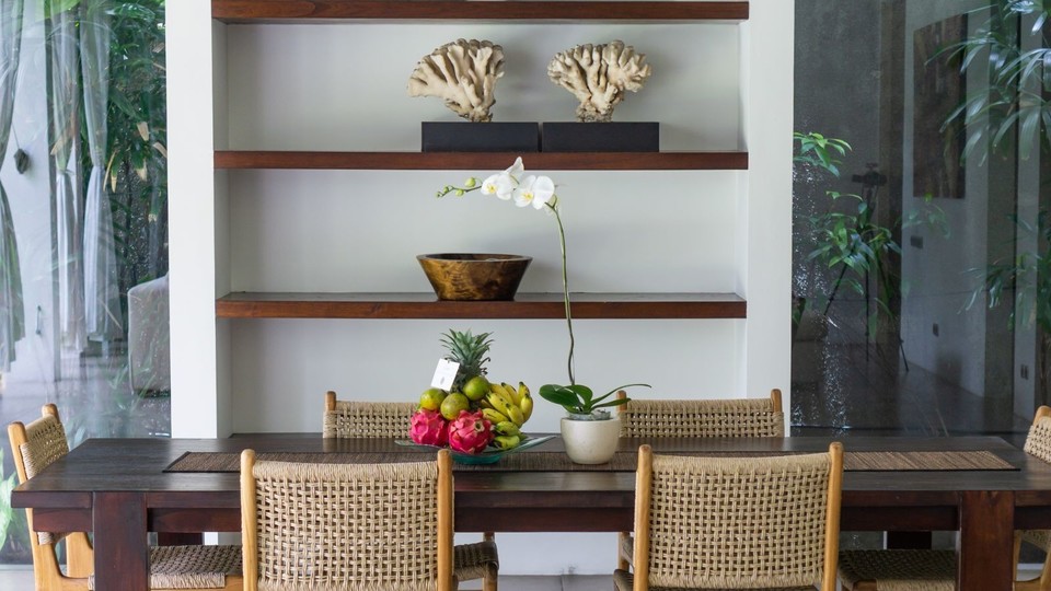 Cozy 2BR Villa W/Amazing Pool Area, Bali Villa 2216