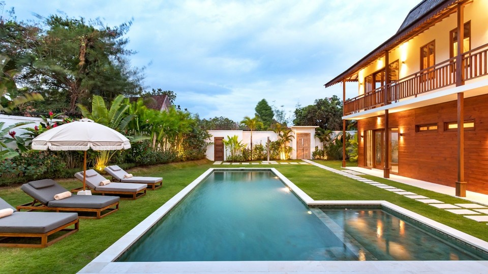 Amazing 4BR Villa With Pool, Bali Villa 2217