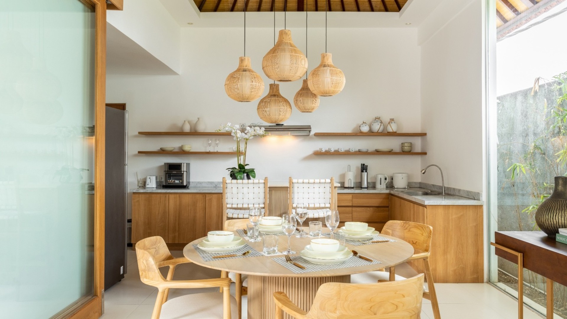 Hidden Gem 3BR Villa W/ Private Pool, Bali Villa 2222