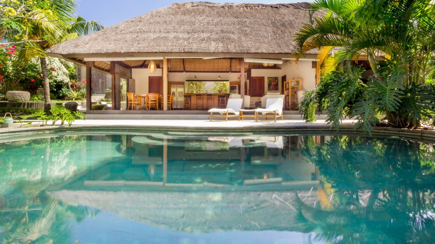 Spacious 2BR Villa W/ Pool & Garden, Bali Villa 2227