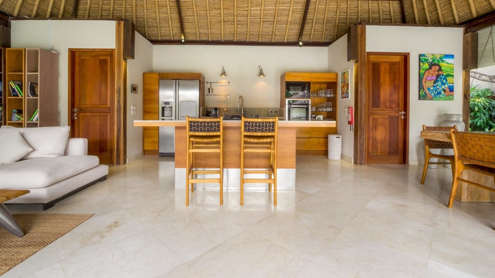 Fantastic 3BR Villa W/ Pool & Garden, Bali Villa 2228