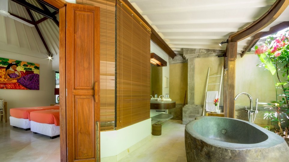 Dreamy 3BR Villa With Pool & Garden, Bali Villa 2229