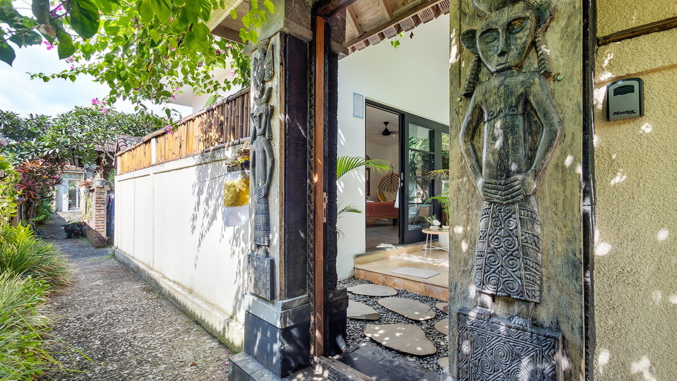 Peaceful 1BR Villa W/ Beautiful Pool Area, Bali Villa 2230